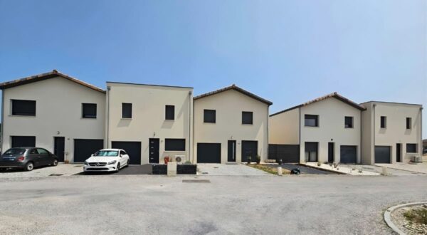 5 logements collectifs construits par ACADIE, contractant général du bâtiment