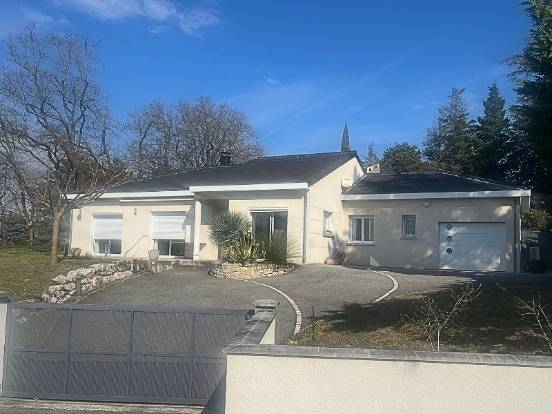 Une réalisation Acadie à Peyrins (26) pour une maison individuelle.